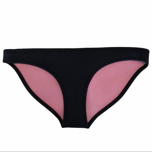 🌸TRIANGL // Black Pink Rush Bikini Set XXS/XS - Picture 10 of 11